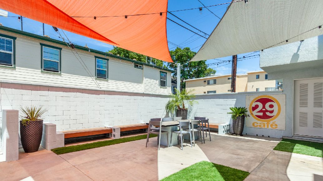 apartment features